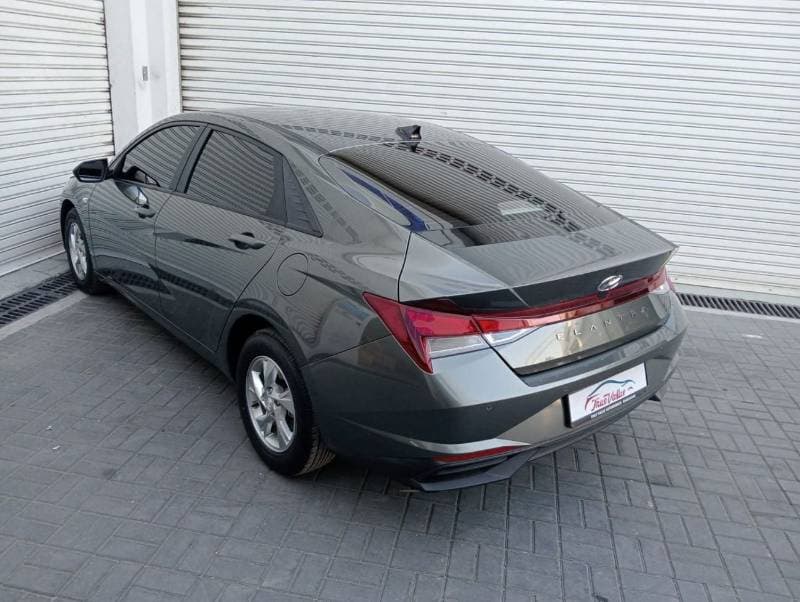2023 Hyundai Elantra GL COMFORT thumbnail 3