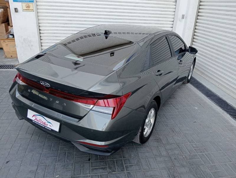 2023 Hyundai Elantra GL COMFORT thumbnail 4