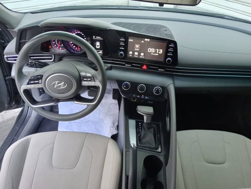 2023 Hyundai Elantra GL COMFORT thumbnail 5