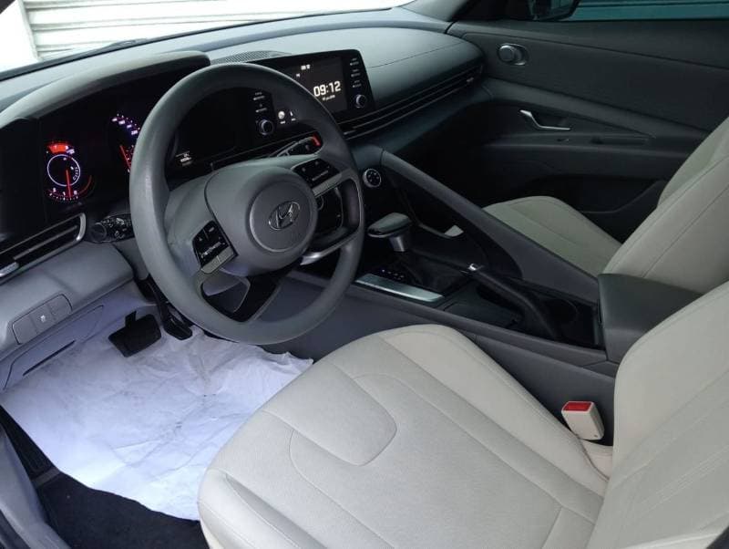 2023 Hyundai Elantra GL COMFORT thumbnail 6
