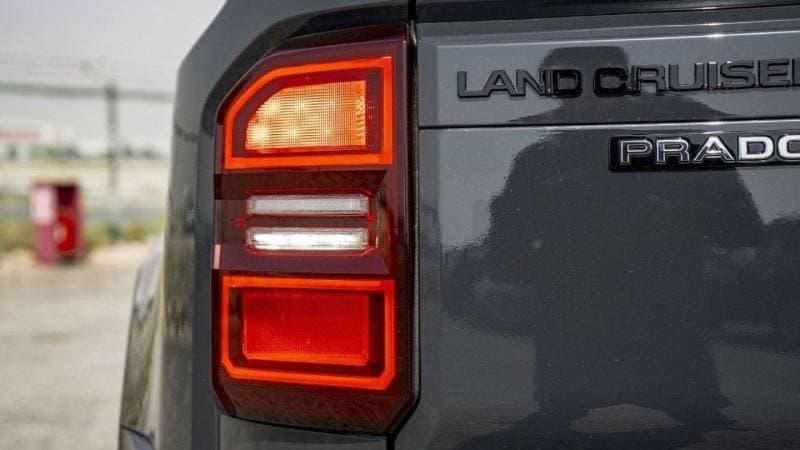 2025 Toyota Prado GXR thumbnail 6