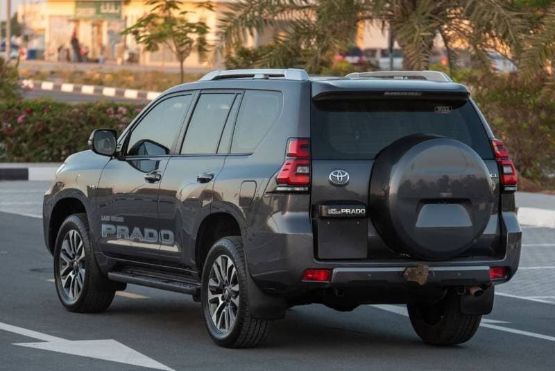 2022 Toyota Prado TX L thumbnail 5
