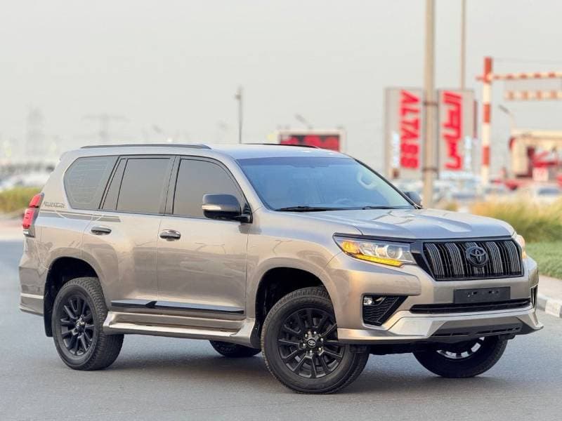2018 Toyota Prado VXR thumbnail 2