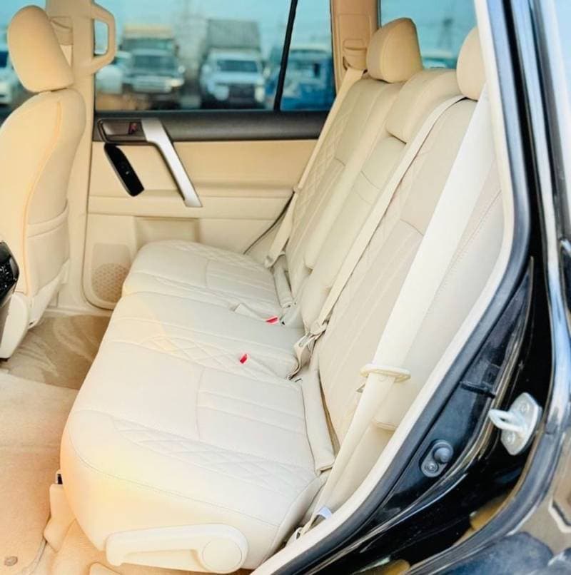 2020 Toyota Prado VXR thumbnail 8