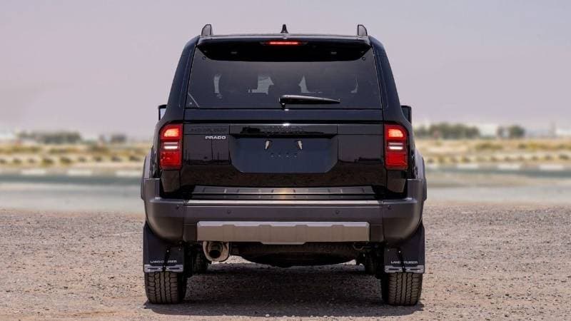 2025 Toyota Prado VXR thumbnail 8