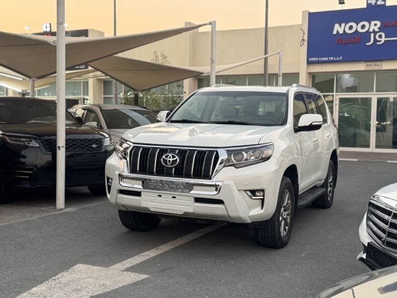 2019 Toyota Prado GXR thumbnail 6