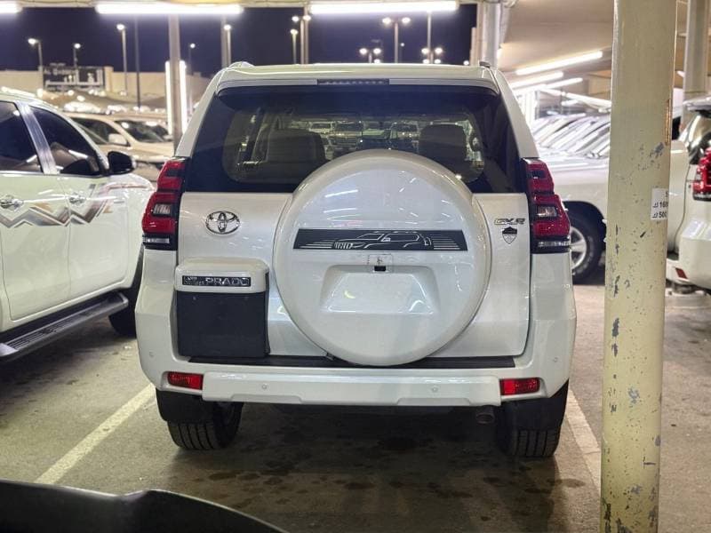 2022 Toyota Prado GXR thumbnail 6