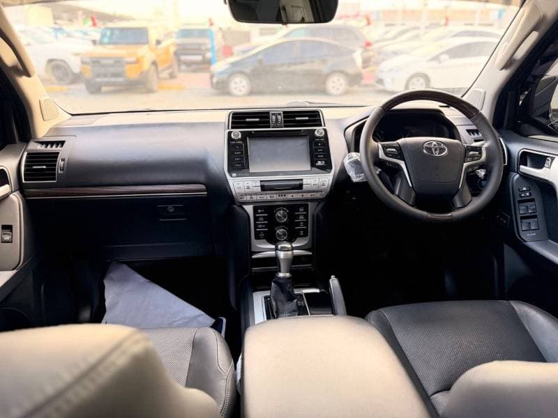 2018 Toyota Prado thumbnail 5