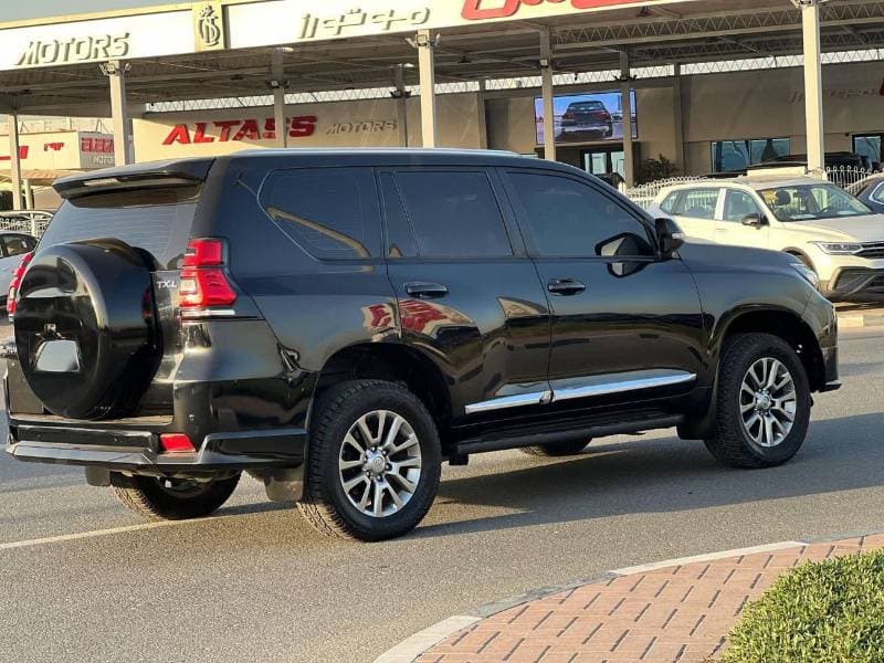 2019 Toyota Prado thumbnail 8