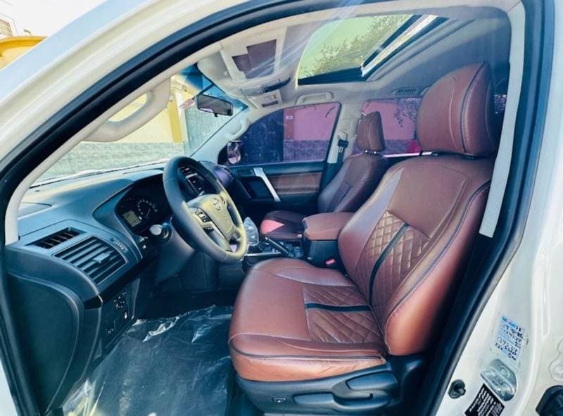 2019 Toyota Prado VXR thumbnail 7