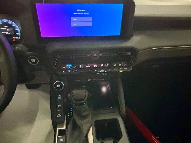 2025 Toyota Prado ADVENTURE thumbnail 8