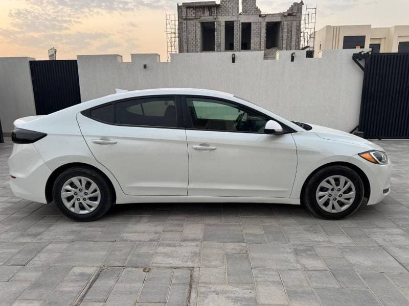 2017 Hyundai Elantra SE thumbnail 4