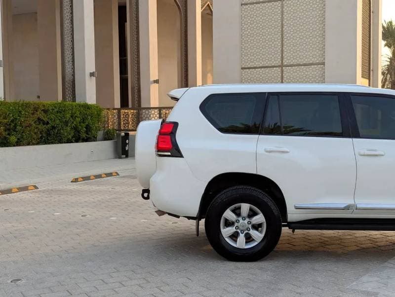 2016 Toyota Prado TX L thumbnail 7