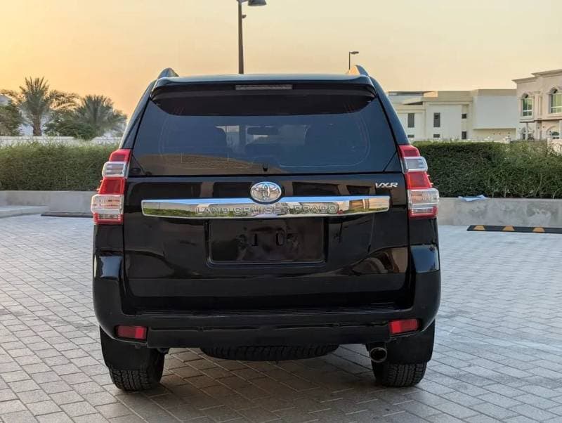 2017 Toyota Prado VXR thumbnail 3