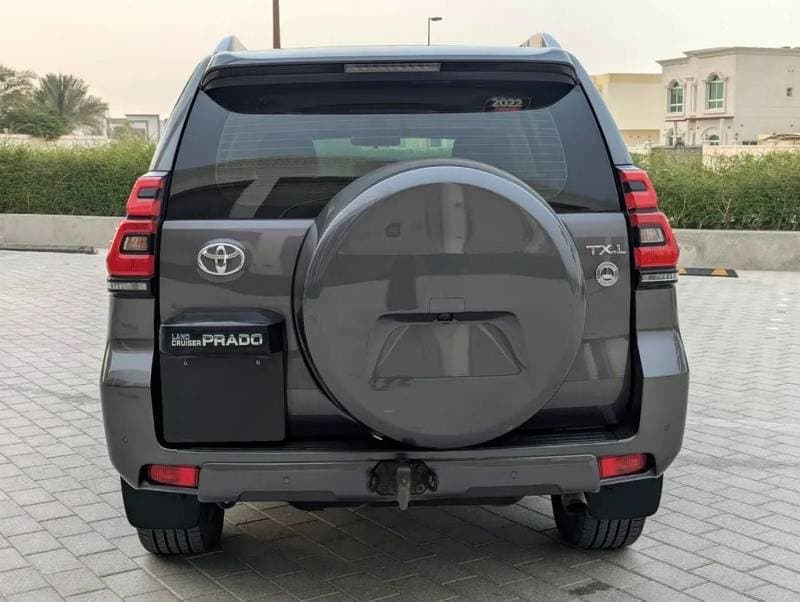2022 Toyota Prado TX L thumbnail 5