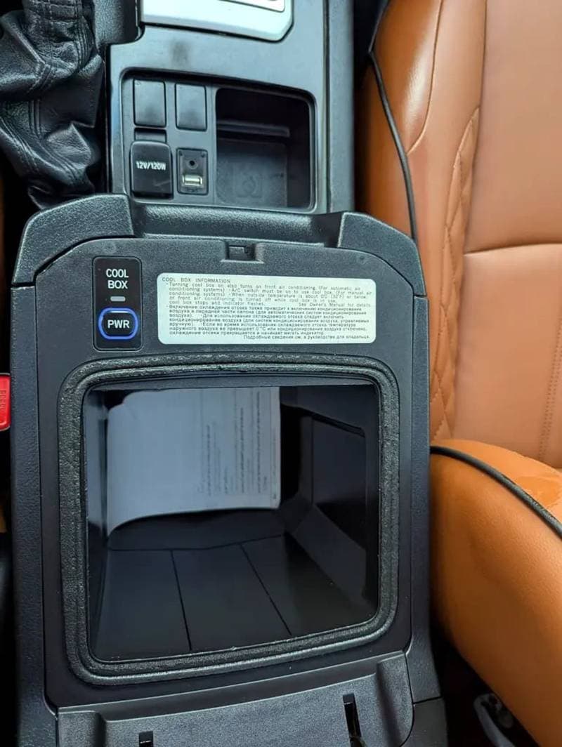 2017 Toyota Prado VXR thumbnail 7