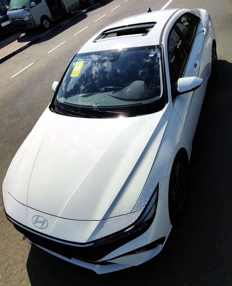 2025 Hyundai Elantra SMART thumbnail 2
