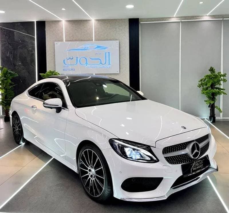2019 Mercedes Benz C200 AMG thumbnail 3