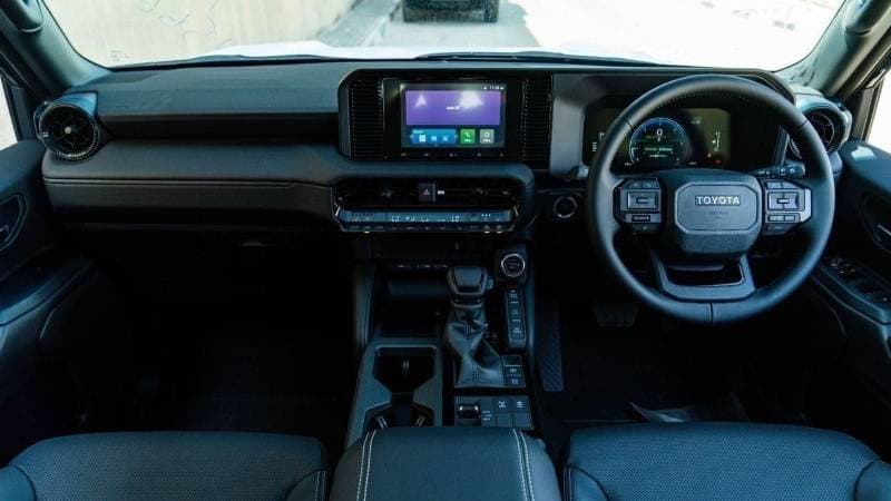 2026 Toyota Prado Adventure Right hand 2.8 Diesel thumbnail 8