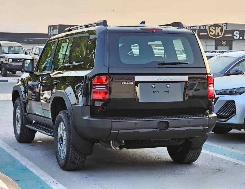 2027 Toyota Prado thumbnail 5