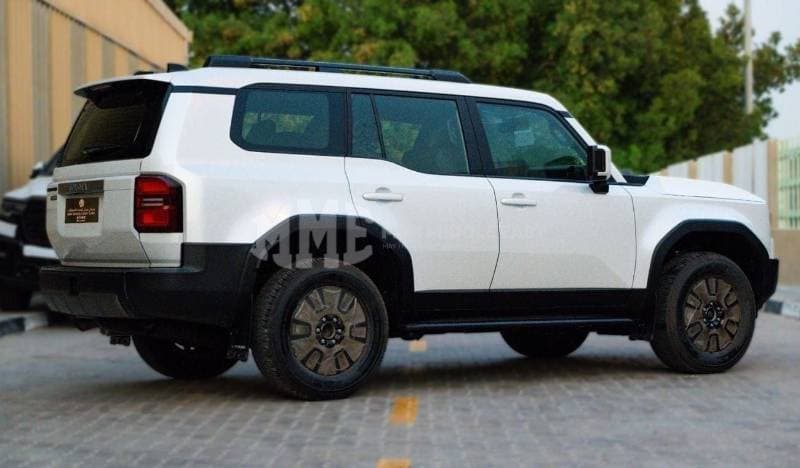 2026 Toyota Prado 2.8L Diesel Limited thumbnail 4