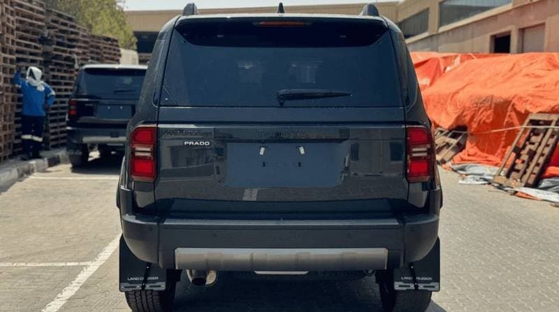 2026 Toyota Prado VXR thumbnail 6