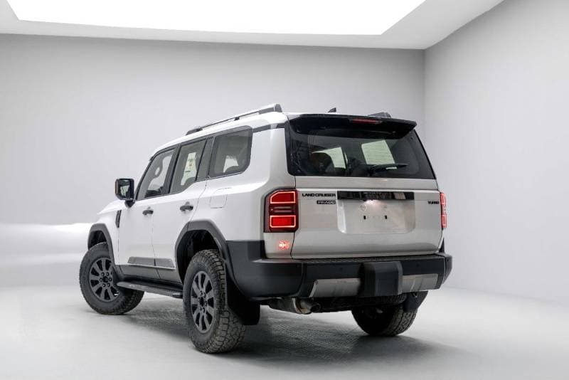 2026 Toyota Prado ADVENTURE thumbnail 5