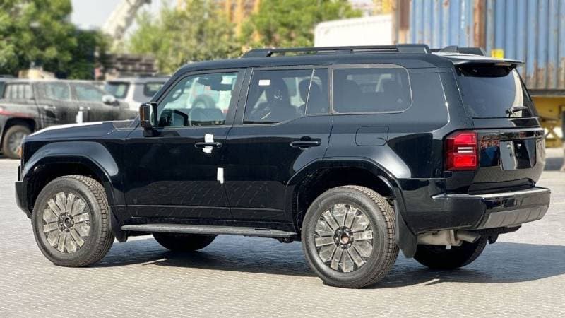 2026 Toyota Prado VXR thumbnail 6
