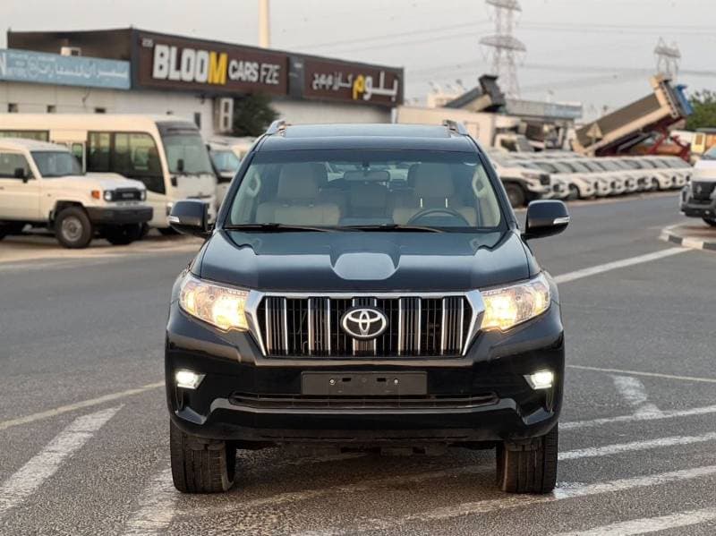 2022 Toyota Prado thumbnail 3
