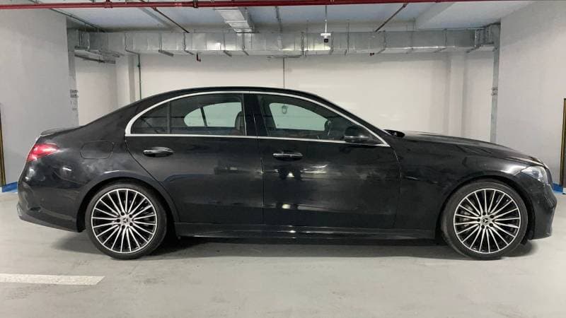 2023 Mercedes Benz C200 AMG thumbnail 3