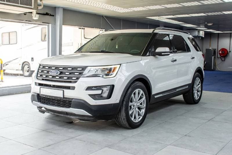 2016 Ford Explorer LIMITED thumbnail 3