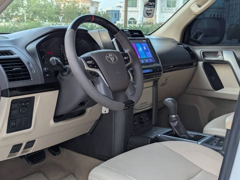 2020 Toyota Prado TX L thumbnail 6