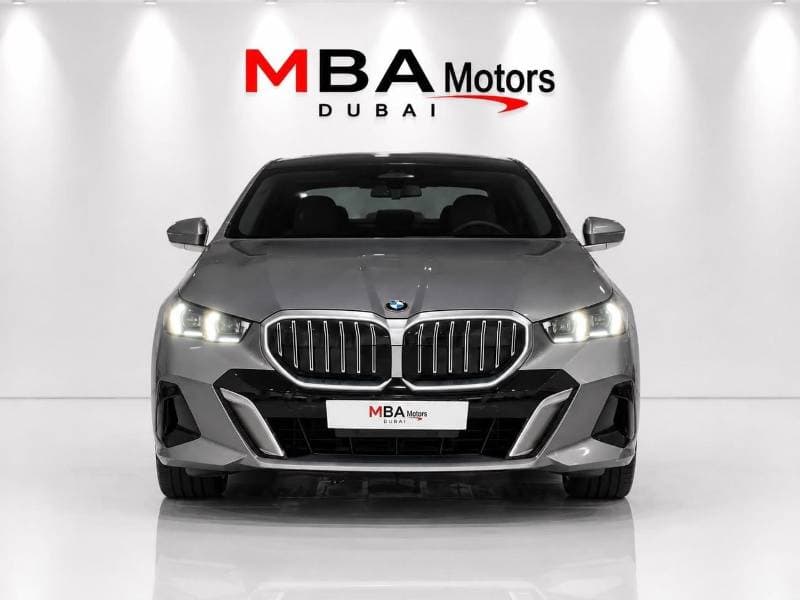 2024 BMW 530i LUXURY M SPORT PACKAGE thumbnail 3