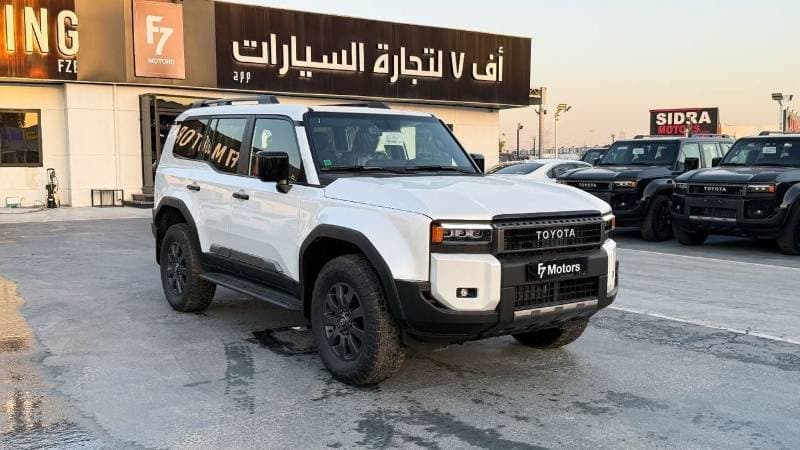 2025 Toyota Prado VXR thumbnail 2