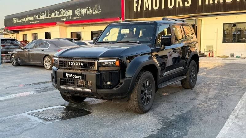 2025 Toyota Prado VXR thumbnail 5