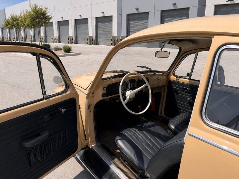 1970 Volkswagen Beetle thumbnail 3