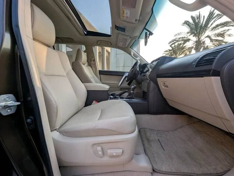 2022 Toyota Prado VXR thumbnail 6