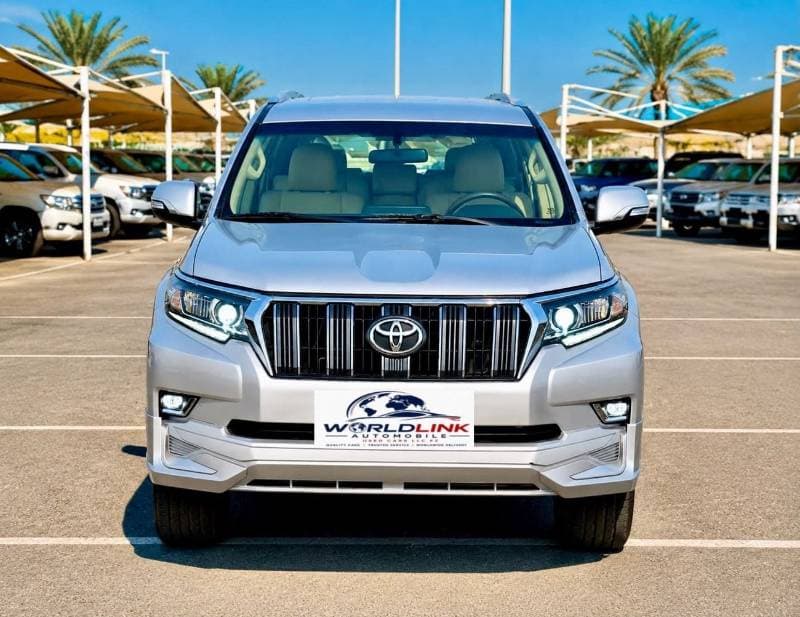 2022 Toyota Prado TX L thumbnail 2