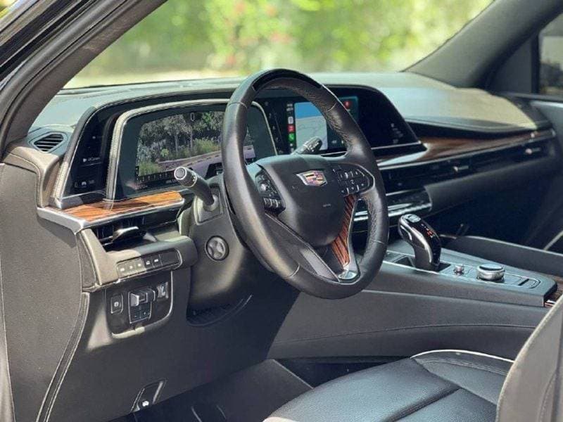 2022 Cadillac Escalade PREMIUM LUXURY thumbnail 5
