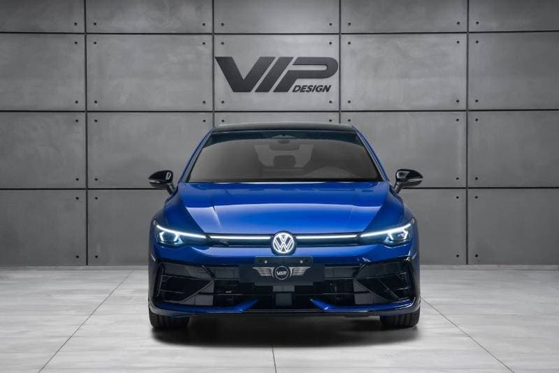 2026 Volkswagen Golf R thumbnail 3