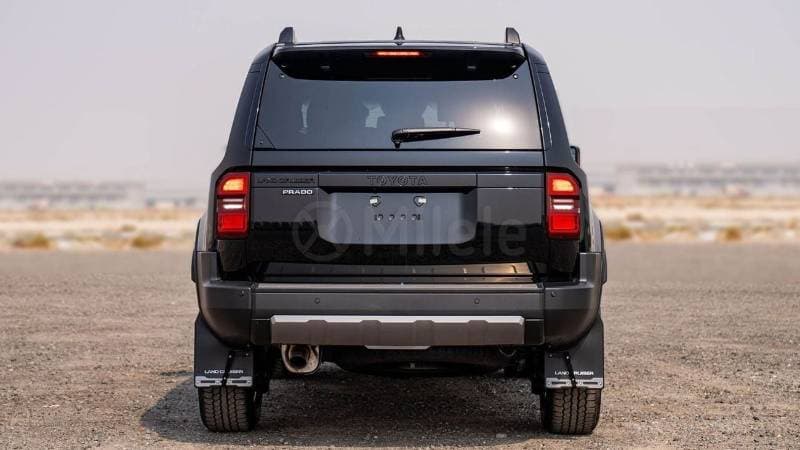 2025 Toyota Prado thumbnail 8