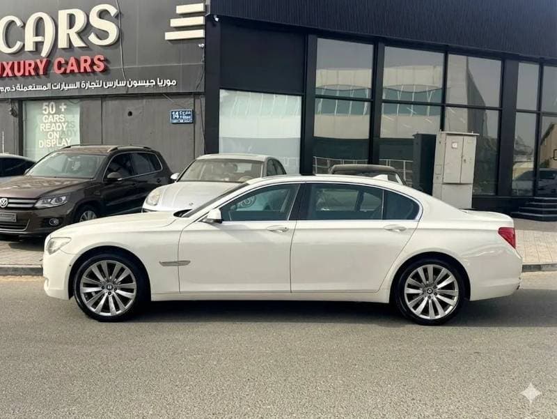 2012 BMW 740Li EXCLUSIVE thumbnail 3