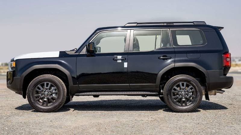 2025 Toyota Prado GXR thumbnail 8