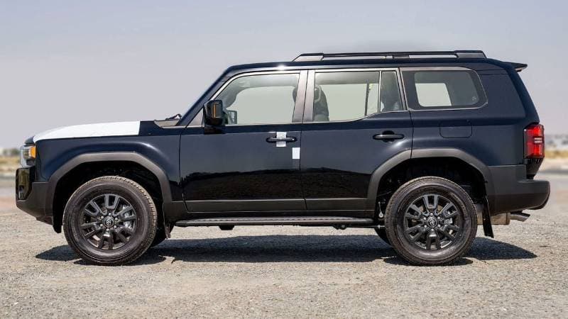 2025 Toyota Prado GXR thumbnail 8