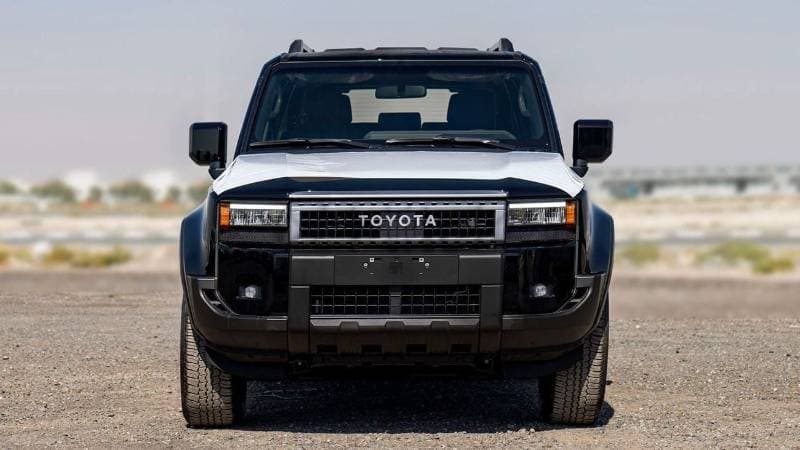 2025 Toyota Prado GXR thumbnail 2