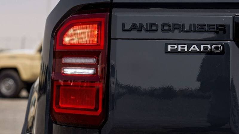 2025 Toyota Prado ADVENTURE thumbnail 8