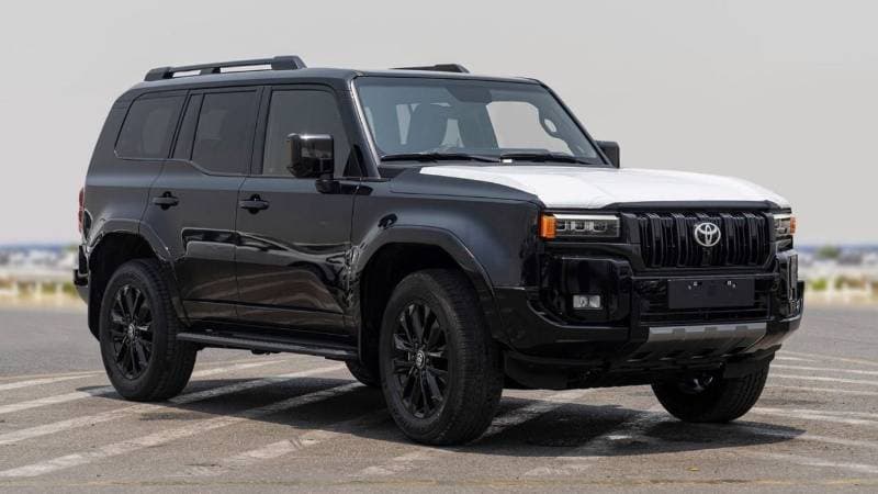 2025 Toyota Prado VXR thumbnail 2