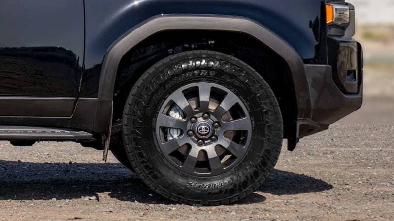 2025 Toyota Prado GXR thumbnail 6