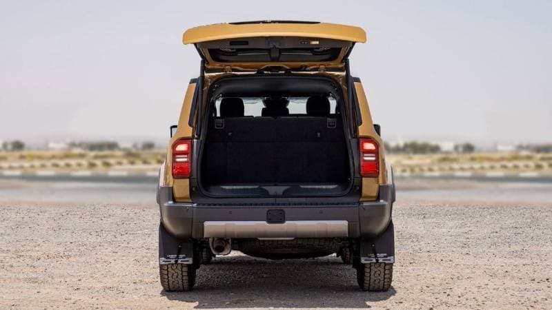 2024 Toyota Prado GXR thumbnail 8