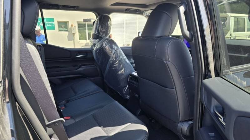 2026 Toyota Prado GXR thumbnail 8